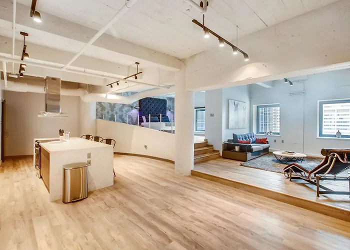Etage Executive Living *
