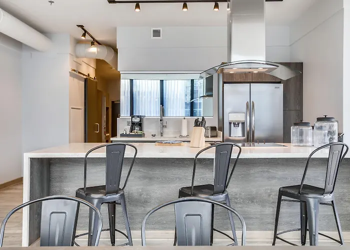 Etage Executive Living *