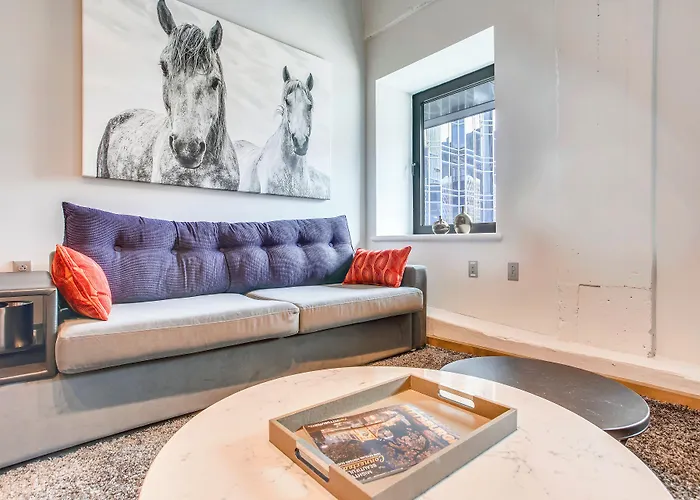Etage Executive Living Apartment Pittsburgh